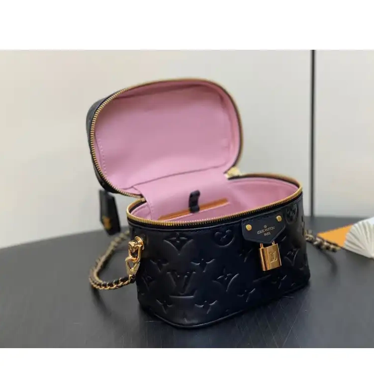 LV 2409YA0180 Bags 0602